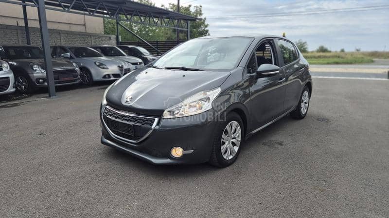 Peugeot 208 1.4BTNG 98000 k m