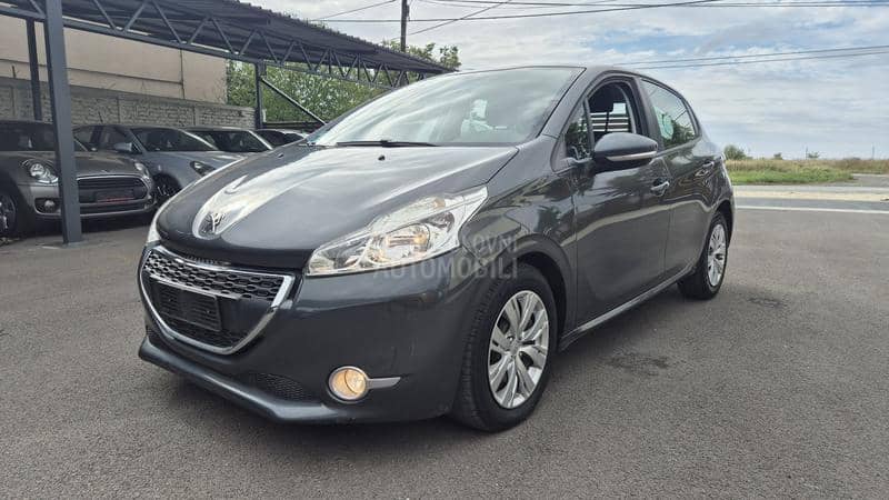 Peugeot 208 1.4BTNG 98000 k m