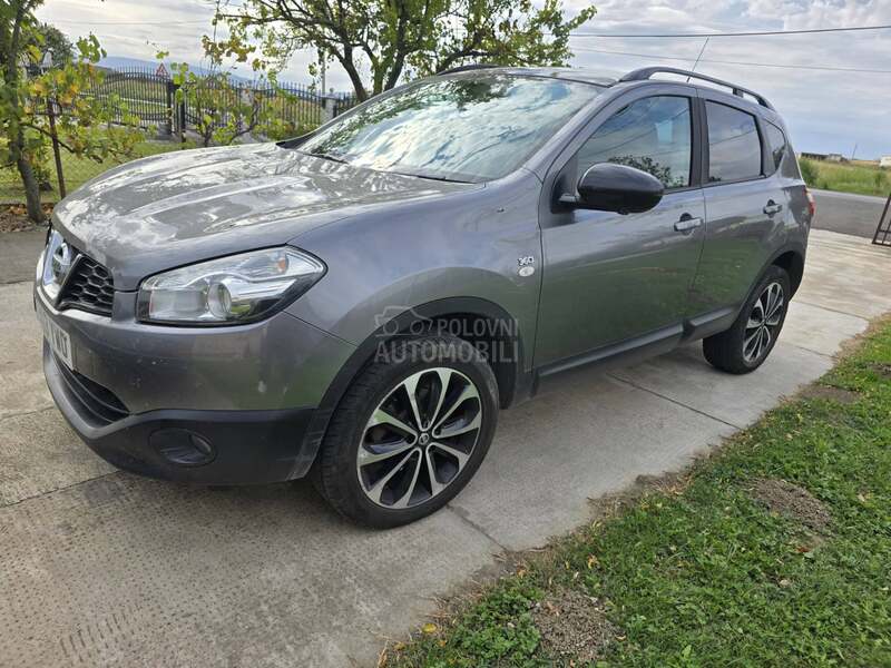 Nissan Qashqai 2013. god. -  kompletan auto u delovima