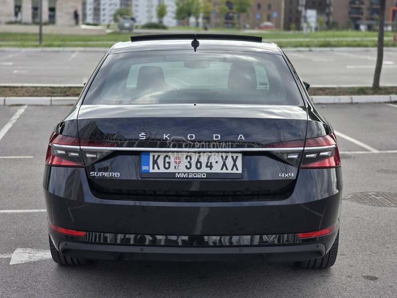 Škoda Superb TOTALNI FUL