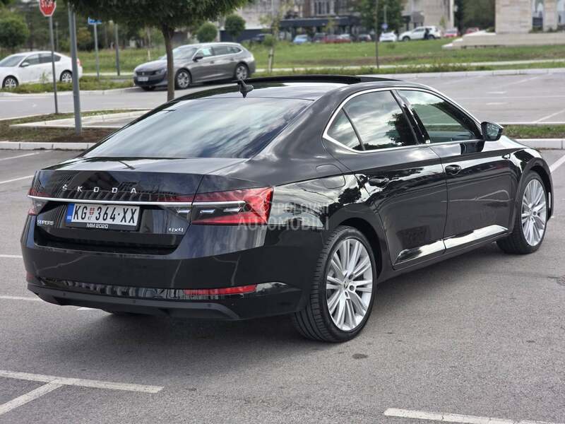 Škoda Superb TOTALNI FUL