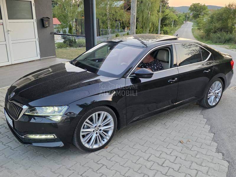 Škoda Superb TOTALNI FUL