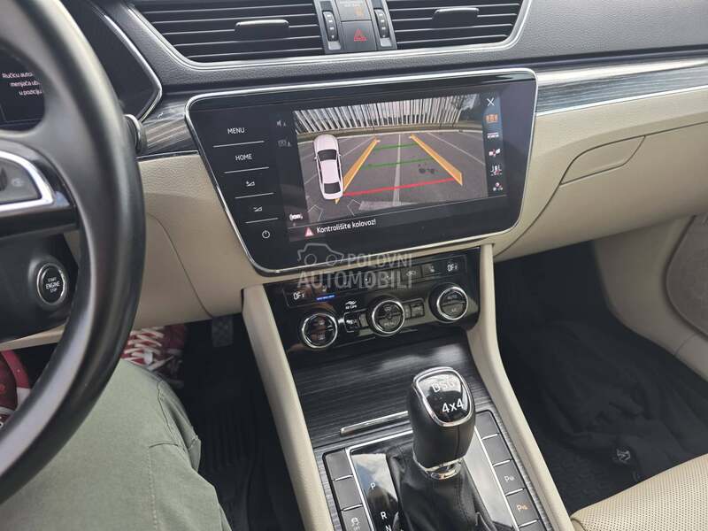 Škoda Superb TOTALNI FUL