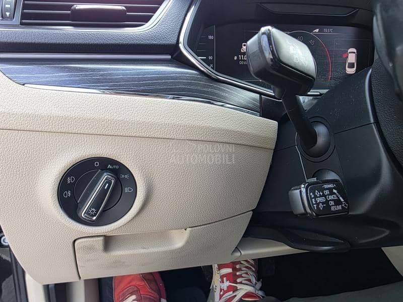 Škoda Superb TOTALNI FUL