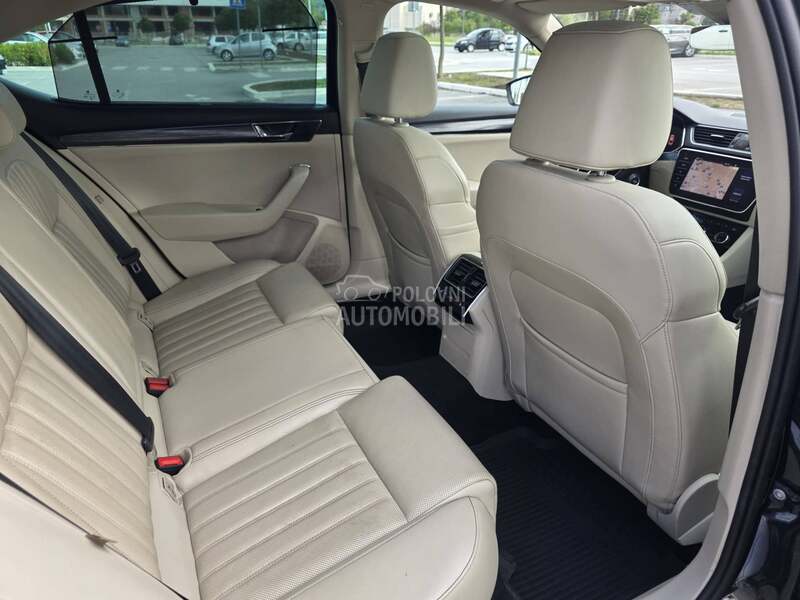 Škoda Superb TOTALNI FUL