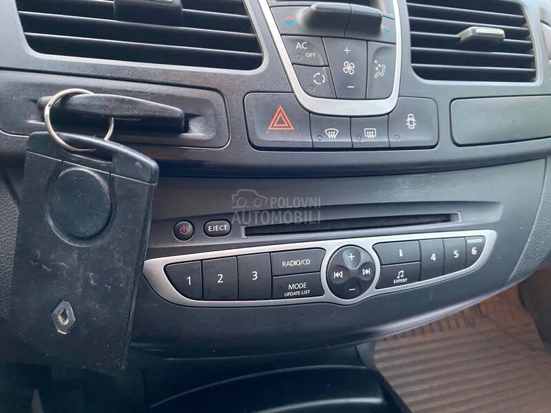 Renault Laguna 