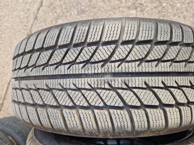 Goodride 225/50 R17 Zimska