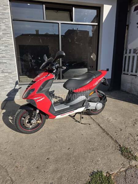 Piaggio pure jet nrg