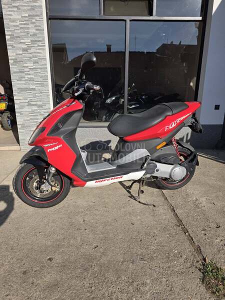 Piaggio pure jet nrg