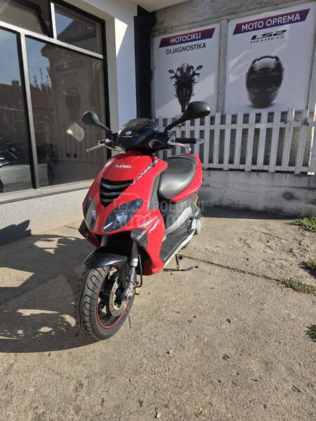 Piaggio pure jet nrg