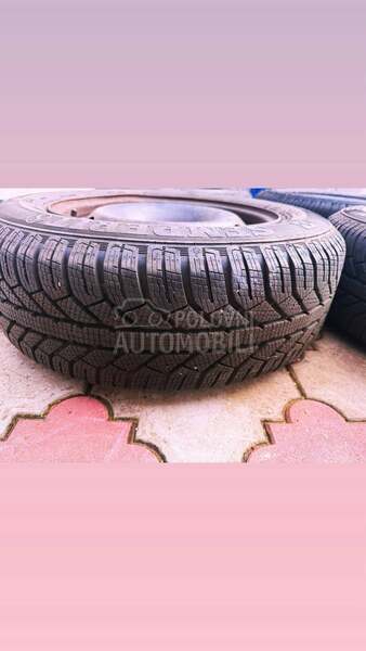 Semperit 195/65 R15 Zimska