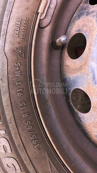Semperit 195/65 R15 Zimska