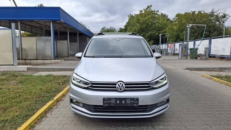 Volkswagen Touran 1.4b DSG 7s nav