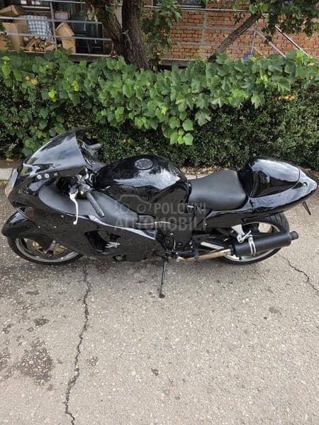 Suzuki gsx1300r hayabusa