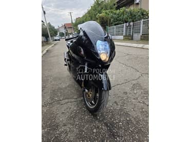 Suzuki gsx1300r hayabusa