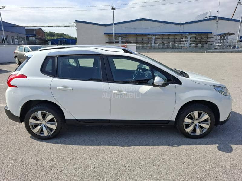 Peugeot 2008 1.6 ehdi Peugeot 2008 1.6 ehdi