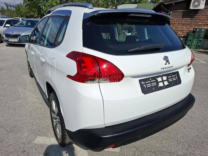 Peugeot 2008 1.6 ehdi Peugeot 2008 1.6 ehdi
