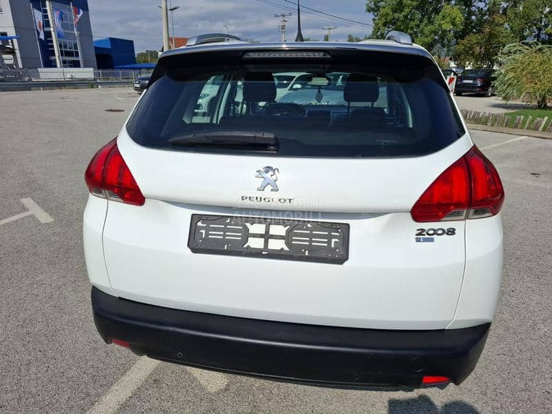 Peugeot 2008 1.6 ehdi Peugeot 2008 1.6 ehdi