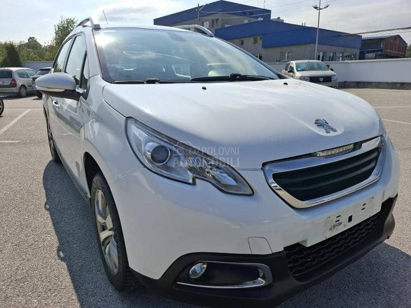 Peugeot 2008 1.6 ehdi Peugeot 2008 1.6 ehdi
