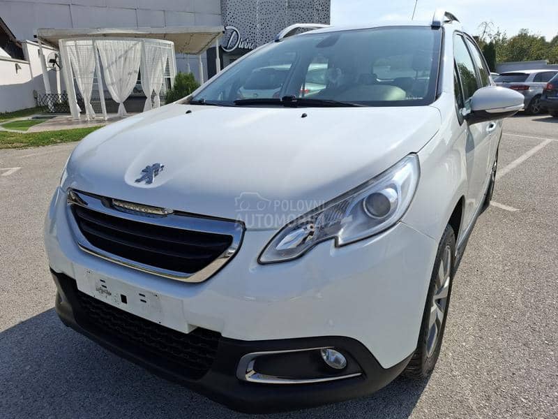 Peugeot 2008 1.6 ehdi Peugeot 2008 1.6 ehdi