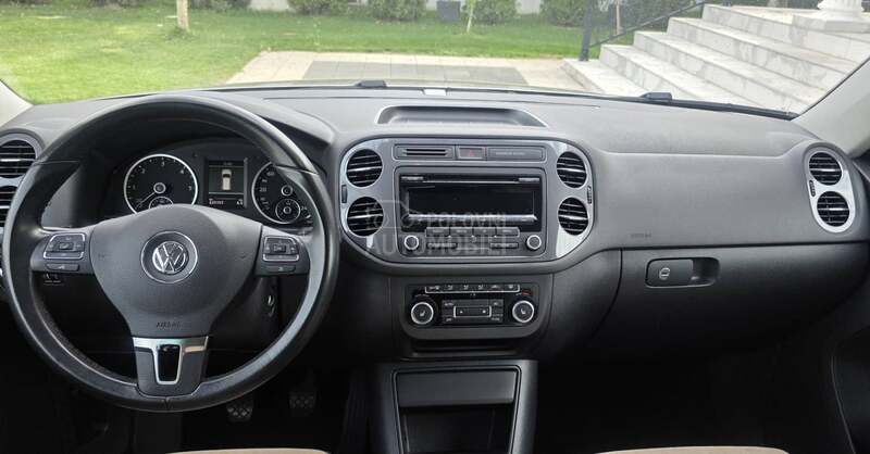 Volkswagen Tiguan 2.0TDI SPORT LINE