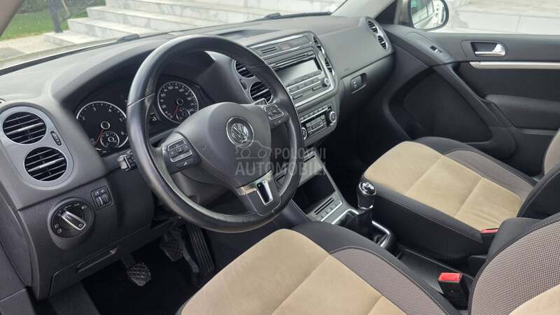 Volkswagen Tiguan 2.0TDI SPORT LINE