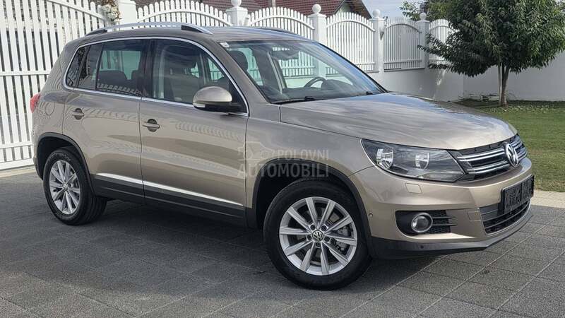Volkswagen Tiguan 2.0TDI SPORT LINE