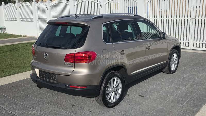 Volkswagen Tiguan 2.0TDI SPORT LINE