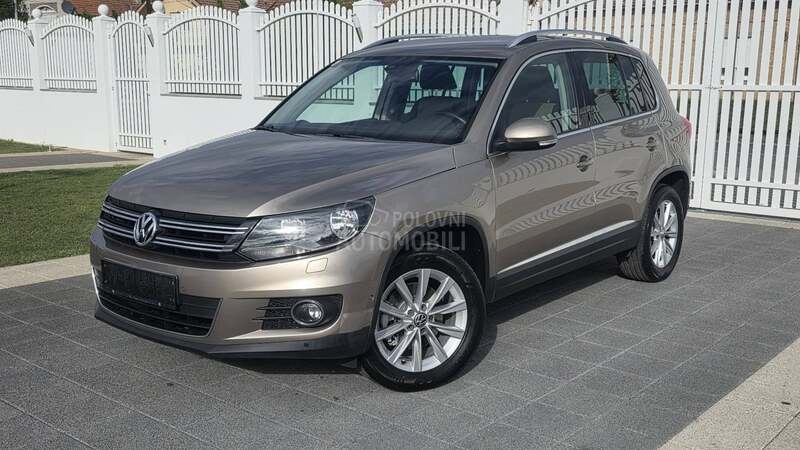 Volkswagen Tiguan 2.0TDI SPORT LINE