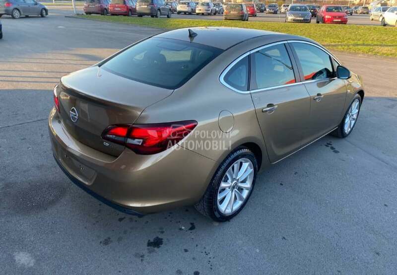 Opel Astra J Cdti