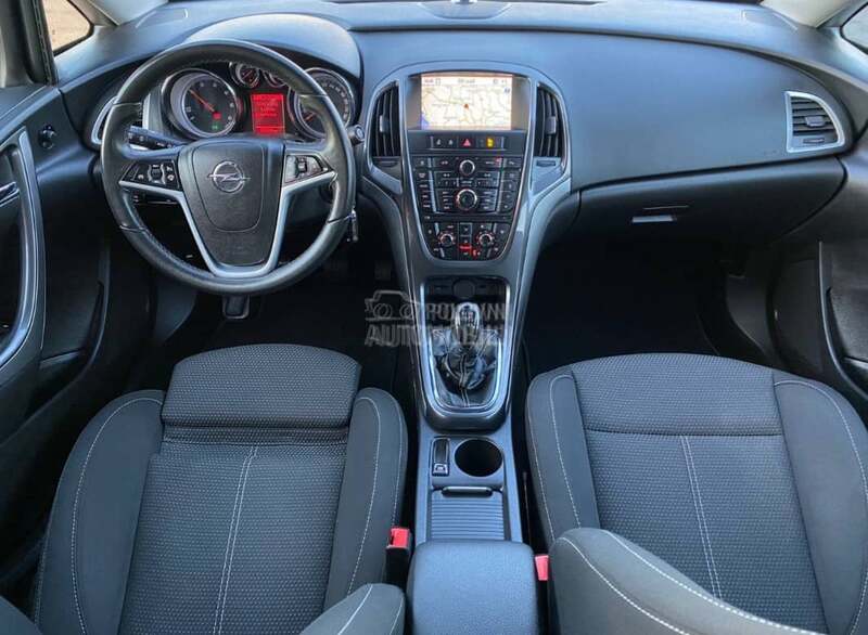 Opel Astra J Cdti