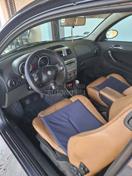 Alfa Romeo 147 
