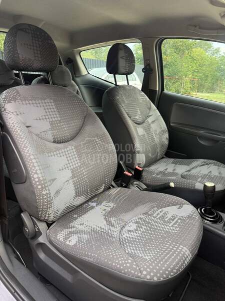 Citroen C2 1.1b