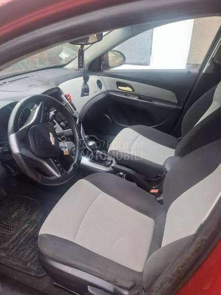 Chevrolet Cruze 