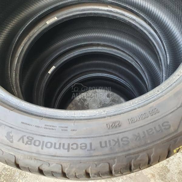 Uniroyal 225/45 R17 Letnja