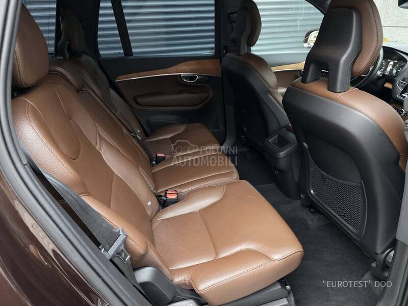 Volvo XC90 B5 Momentum Pro