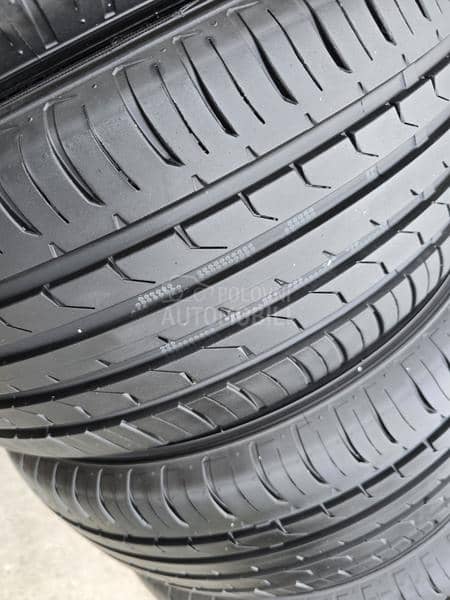 Maxxis 215/50 R17 Letnja