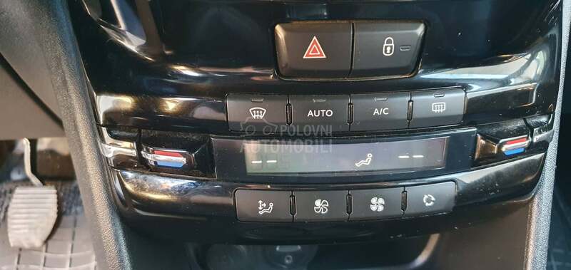 Peugeot 2008 1.6 hdi ALLURE