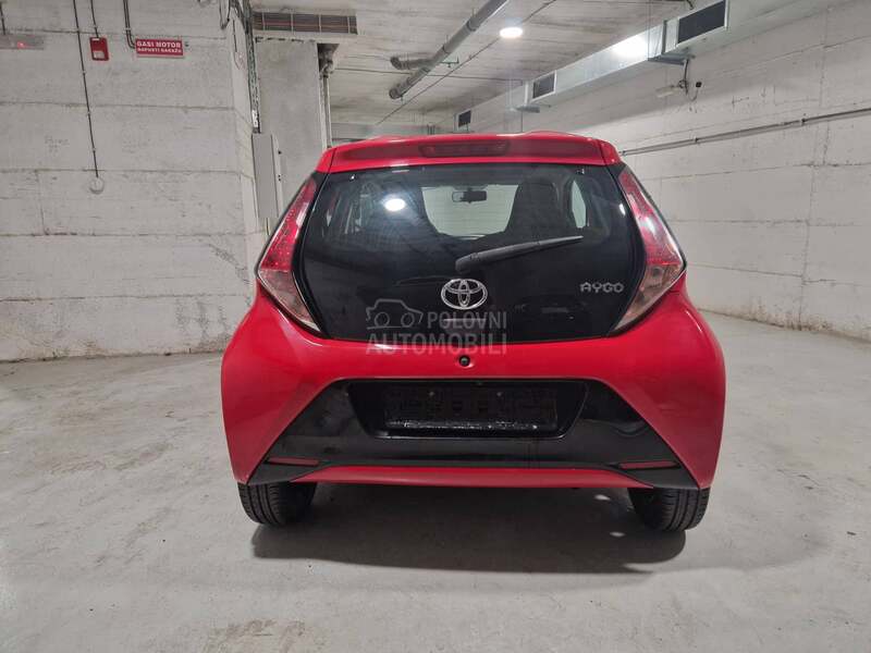 Toyota Aygo x wave