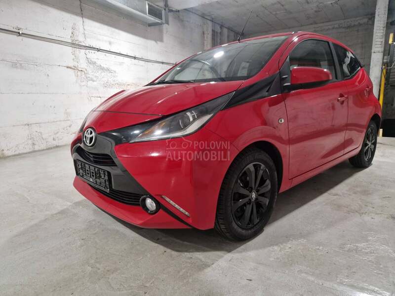 Toyota Aygo x wave