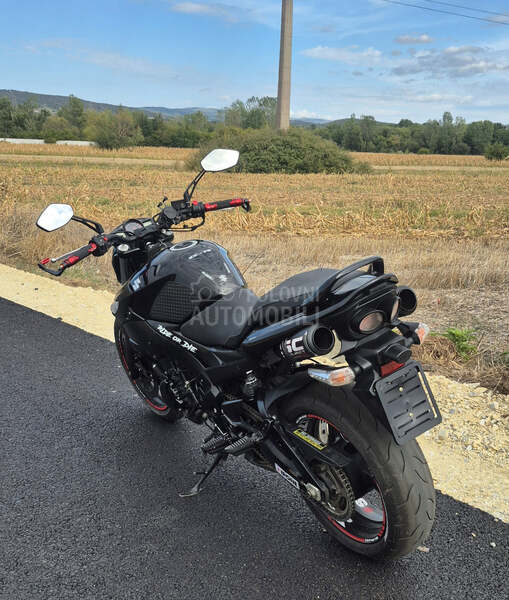 Suzuki GSR 600 2008