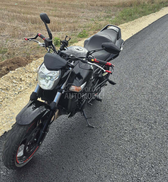 Suzuki GSR 600 2008