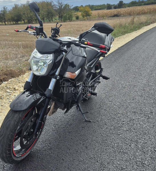 Suzuki GSR 600 2008