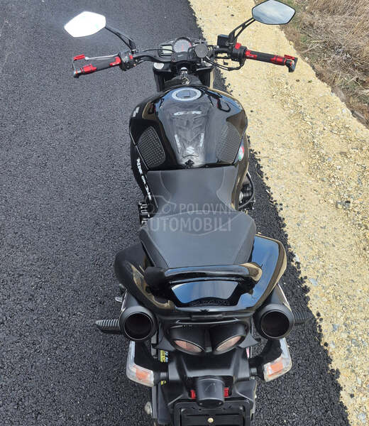 Suzuki GSR 600 2008