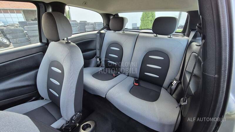 Lancia Ypsilon 1.2 8v