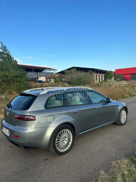 Alfa Romeo 159 JTDM