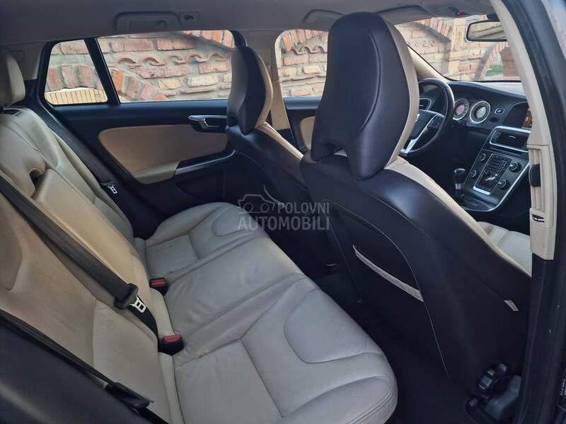 Volvo V60 2.4D5/LED/XEN/