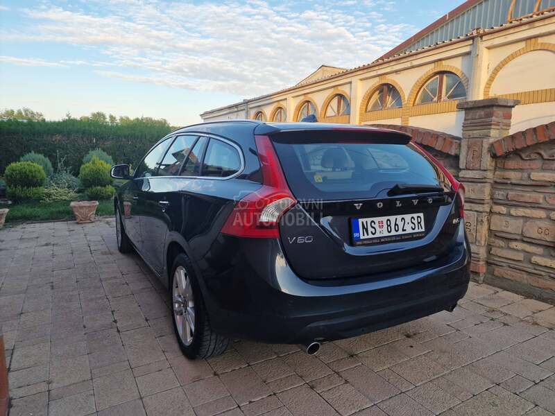 Volvo V60 2.4D5/LED/XEN/