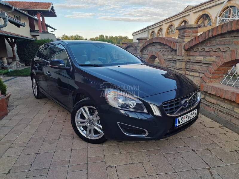 Volvo V60 2.4D5/LED/XEN/