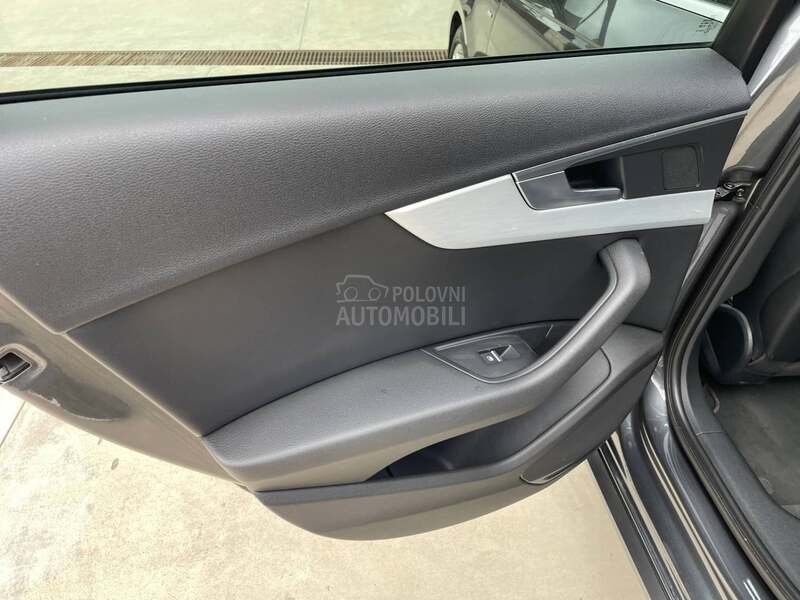 Audi A4 2.0  TDI MATRIX